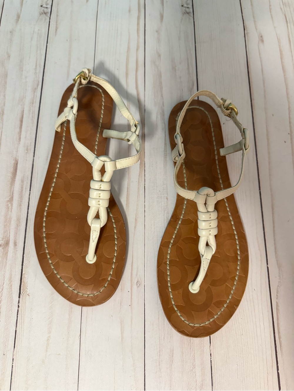Coach Sawyer Soft Nappa White Leather Thong Flats Sandals Size 7.5B